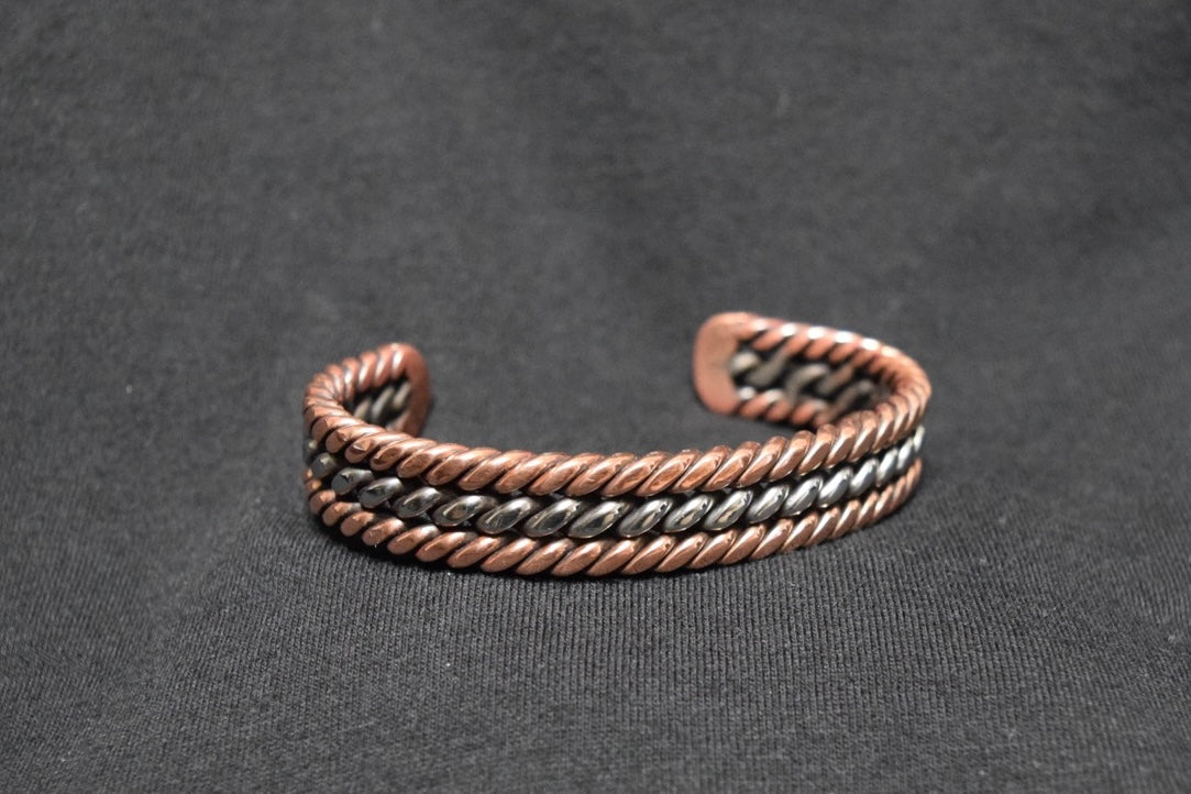 Good Stainless and copper bangle